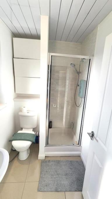 La Casita, Your Home Away From Home - Free Parking Glasgow Ngoại thất bức ảnh